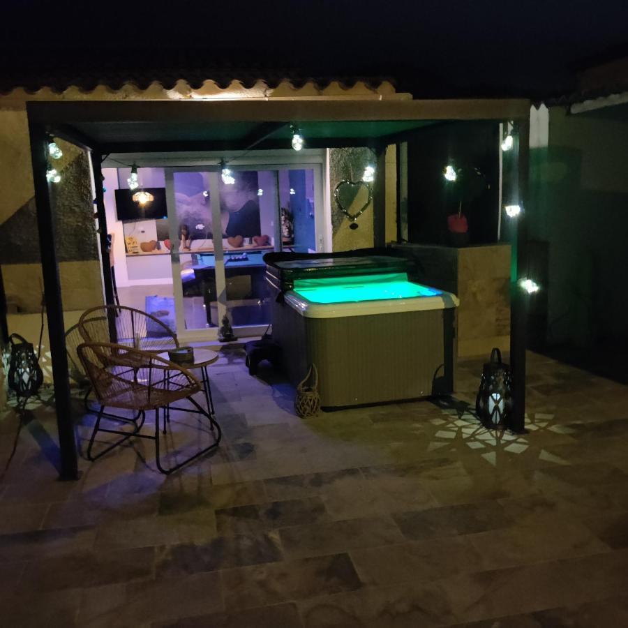 Bed and Breakfast Bulle D'Evasion Trèbes Exterior foto